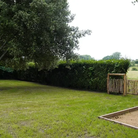 Roulottes Et Son Kota Grill Sauna Bucilly Exterior photo