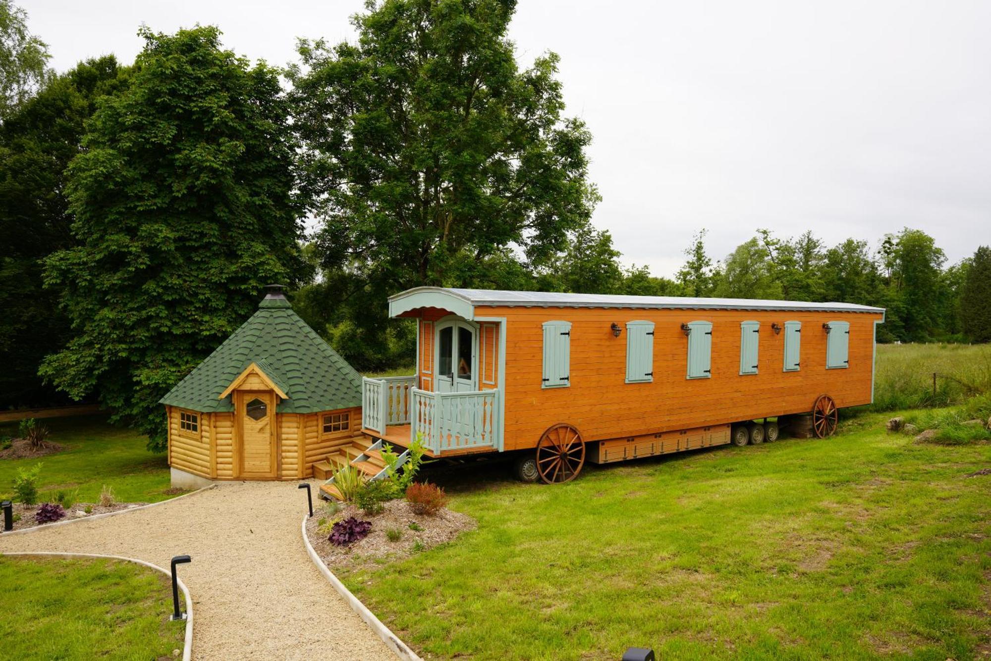 Roulottes Et Son Kota Grill Sauna Campsite