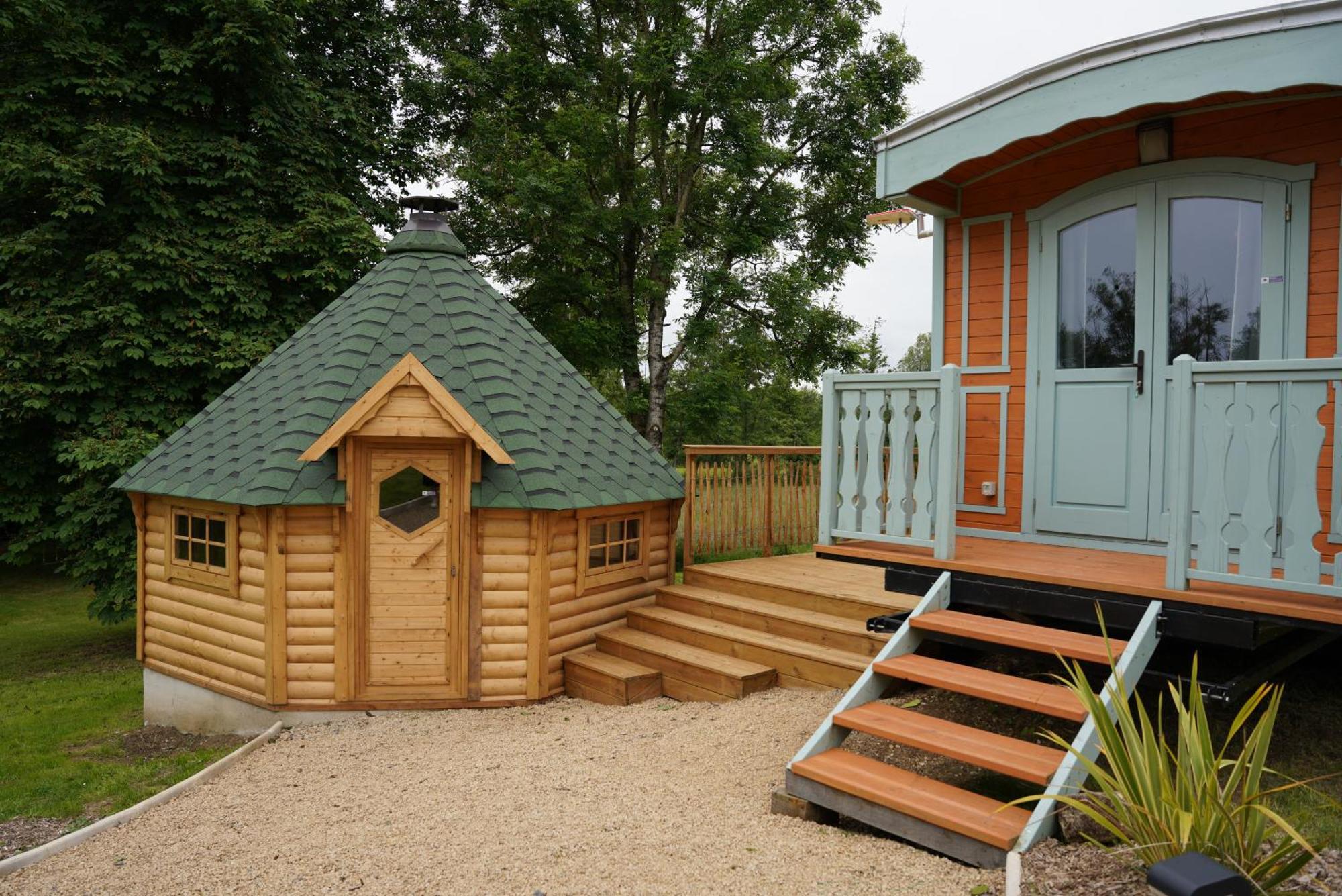 Roulottes Et Son Kota Grill Sauna * Bucilly