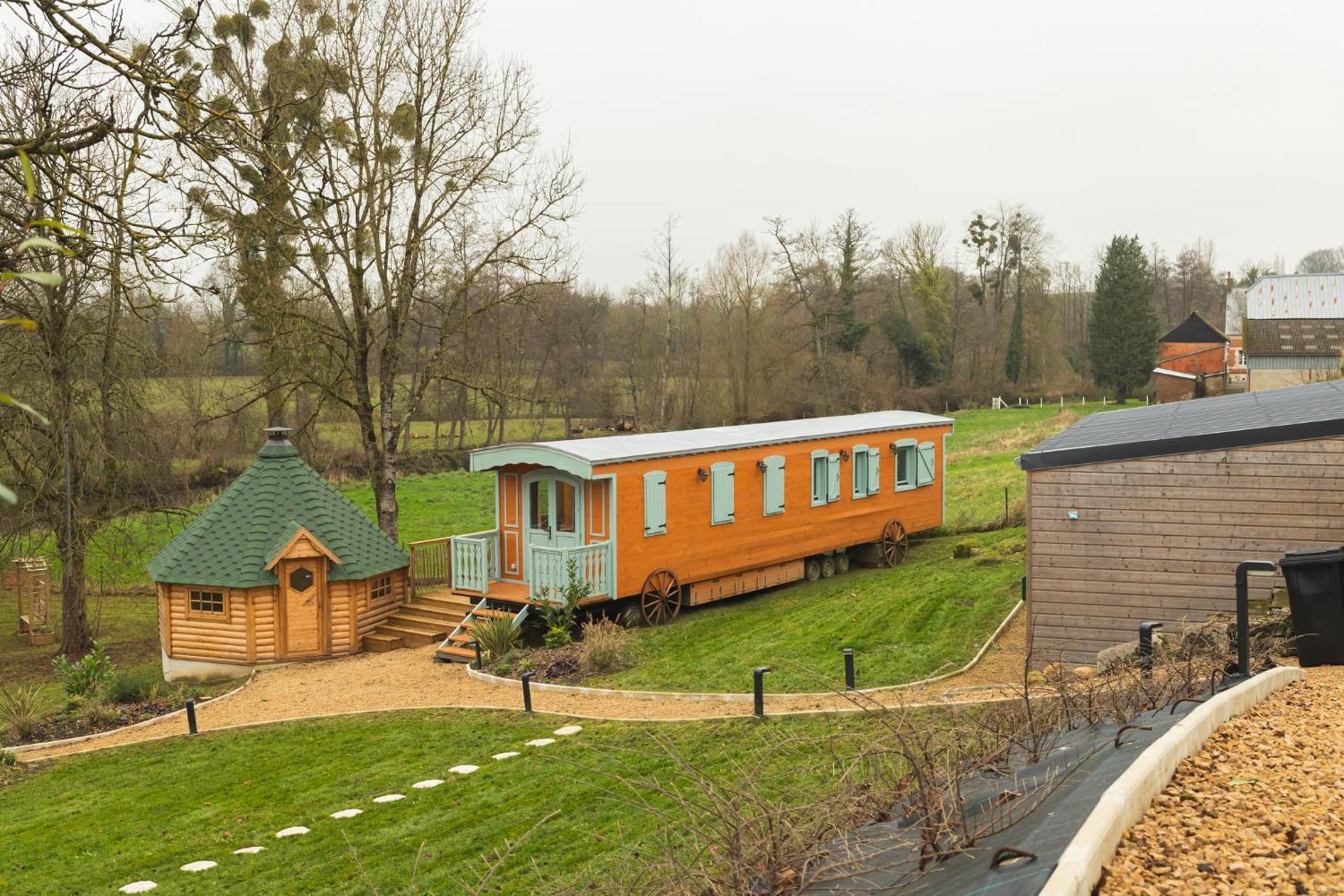 Roulottes Et Son Kota Grill Sauna Campsite Bucilly