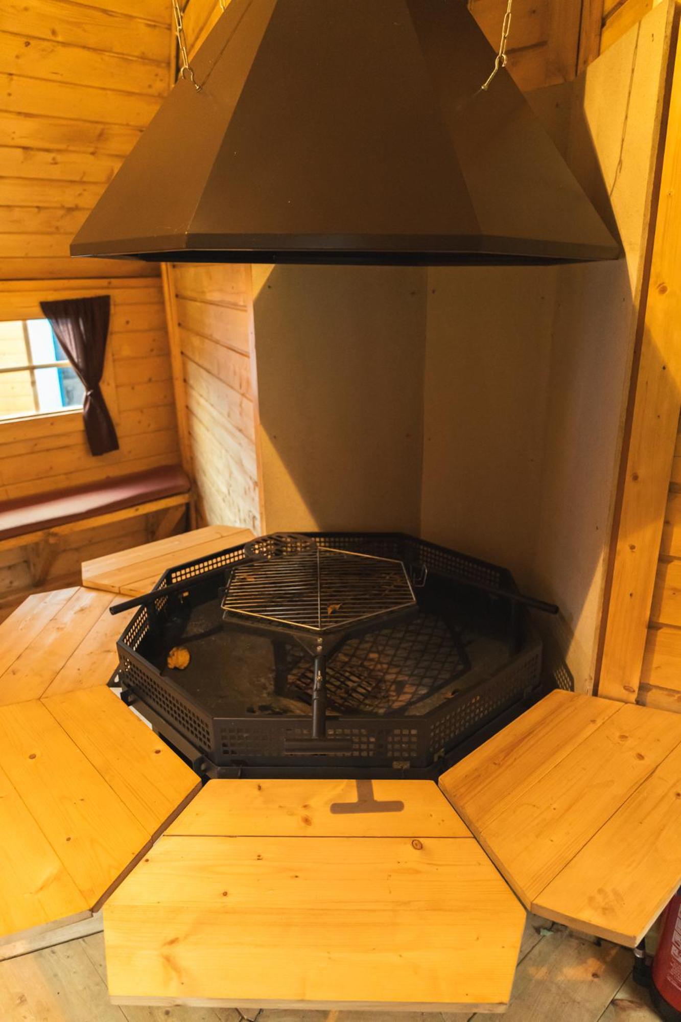 Roulottes Et Son Kota Grill Sauna Campsite *