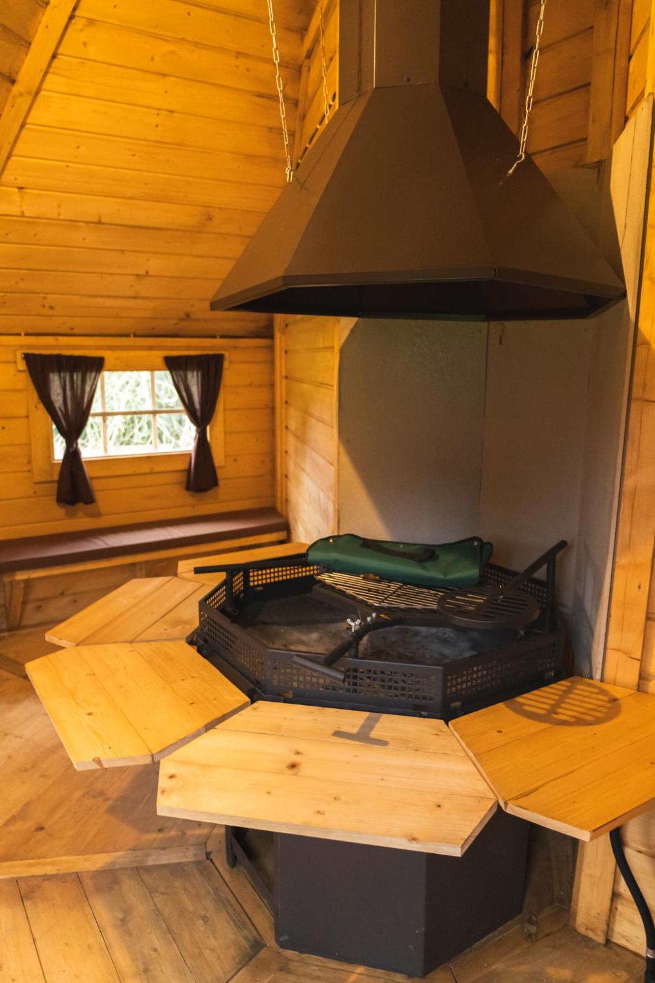 Campsite Roulottes Et Son Kota Grill Sauna Bucilly