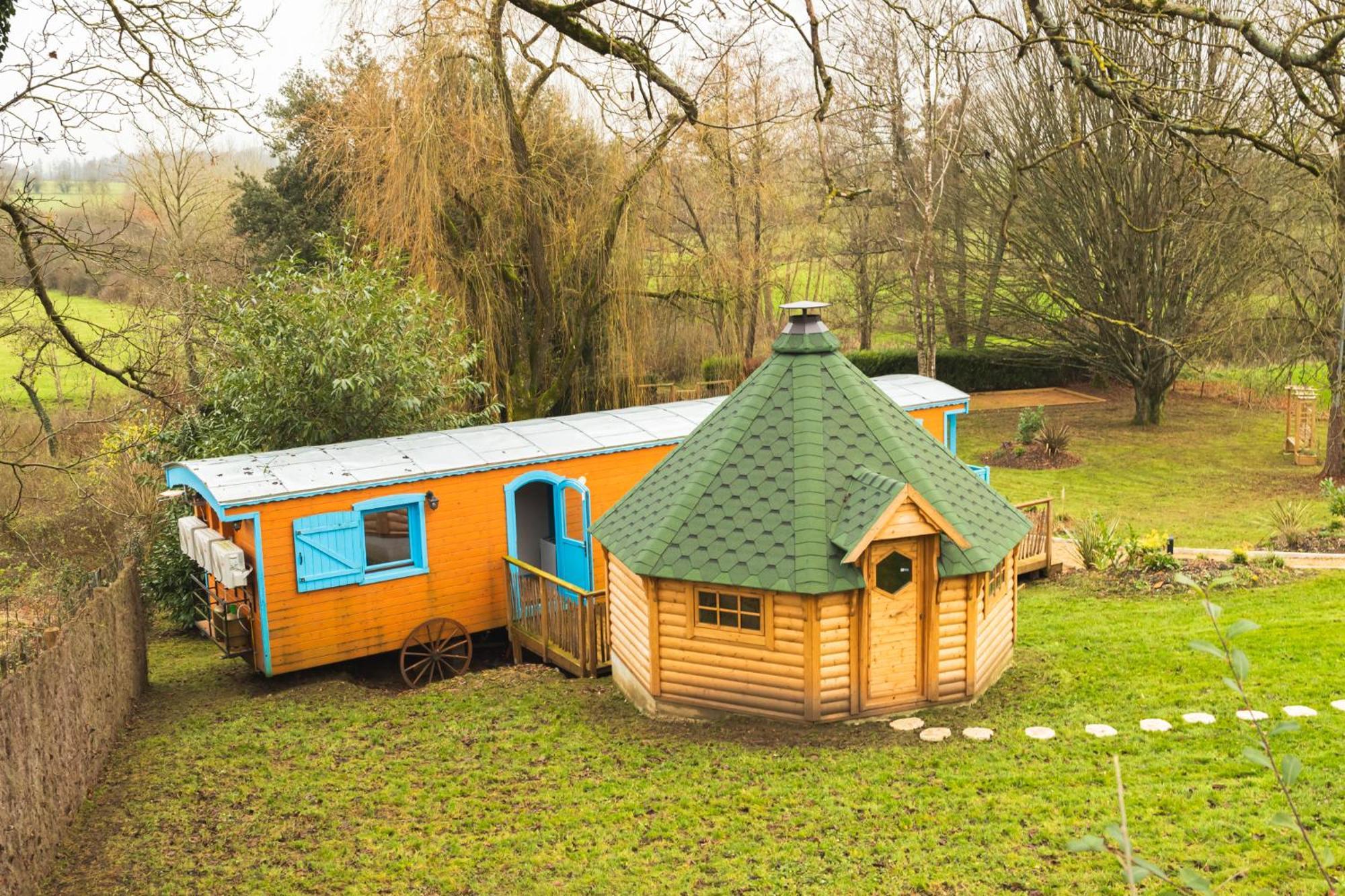 Roulottes Et Son Kota Grill Sauna Bucilly